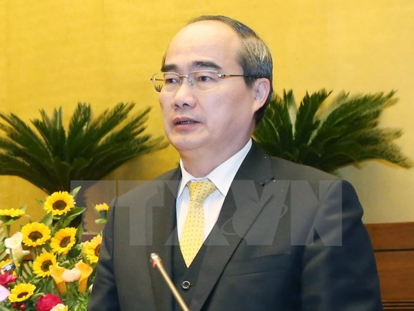 Нгуен Тхиен Нян поздравил бывших руководителей Партии, Государства и ОФВ - ảnh 1